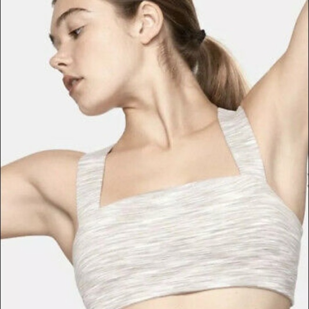 Outdoor Voices Strata Ronde sports bra